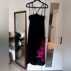 Express dress great for summer with flower and satin material